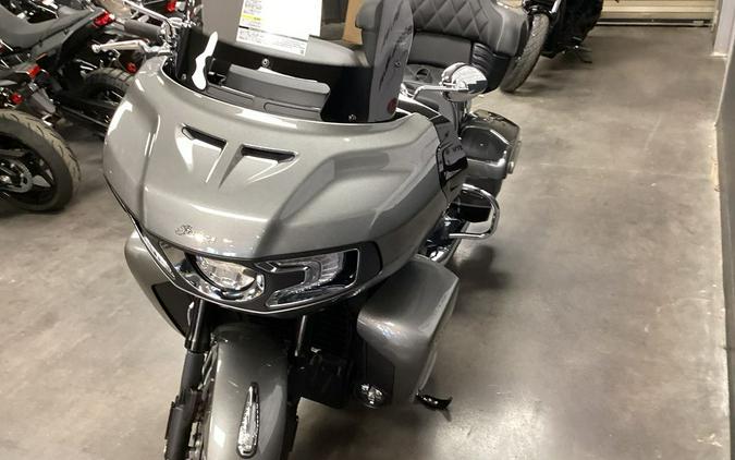 2024 Indian Motorcycle® Pursuit® Limited® with PowerBand Audio Package Titanium/Black Metallic