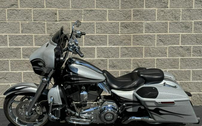 FLHXSE 2015 CVO Street Glide