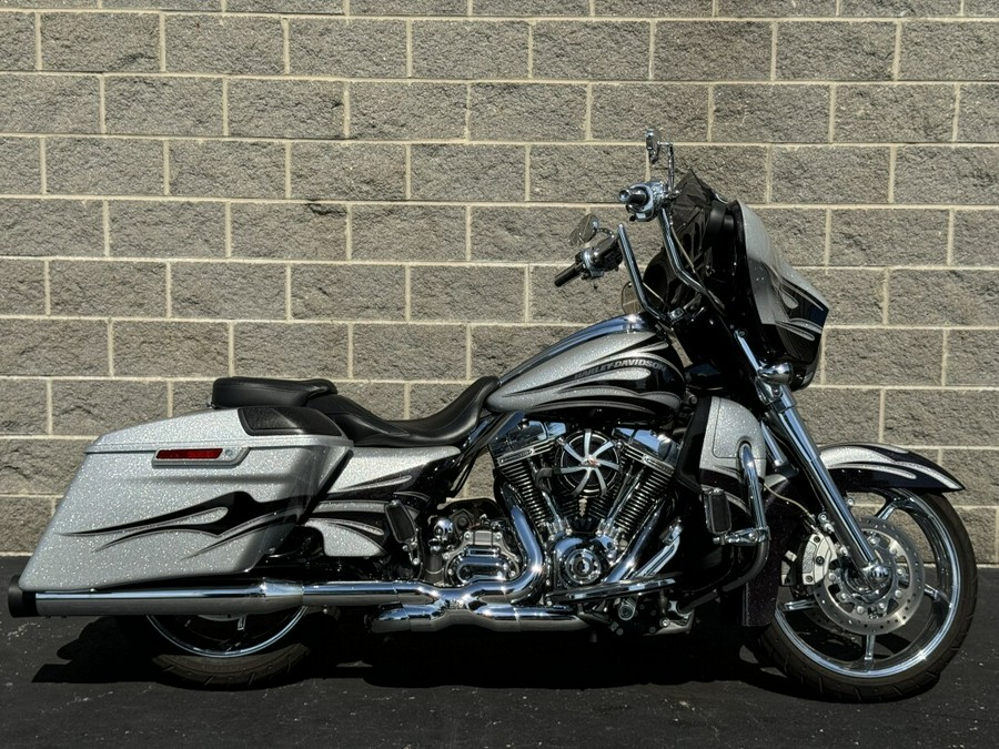 FLHXSE 2015 CVO Street Glide