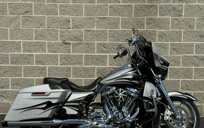 FLHXSE 2015 CVO Street Glide