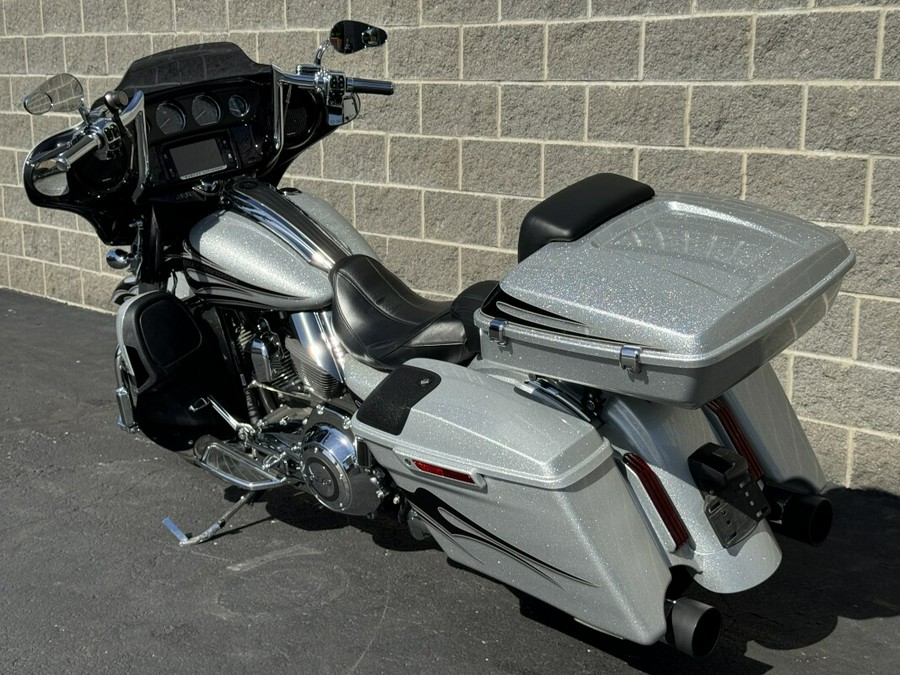 FLHXSE 2015 CVO Street Glide