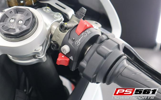 2023 Ducati Panigale V2