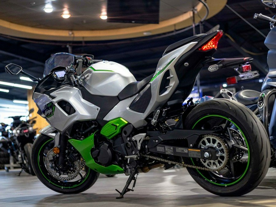 2024 Kawasaki Ninja 7 Hybrid ABS