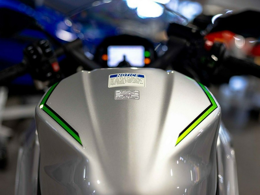 2024 Kawasaki Ninja 7 Hybrid ABS