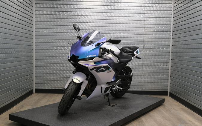 2025 YAMAHA YZF-R3