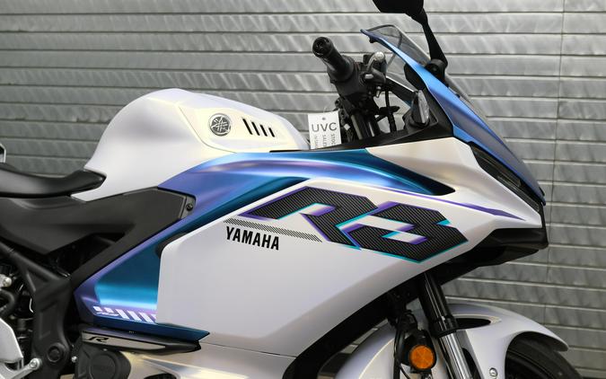 2025 YAMAHA YZF-R3