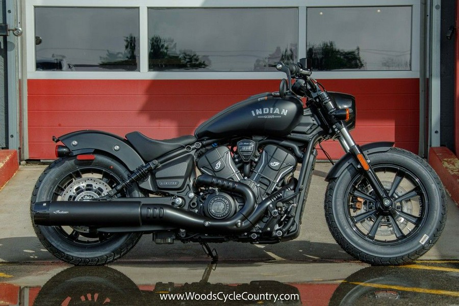 2025 Indian Motorcycle® Scout® Bobber Limited Black Smoke