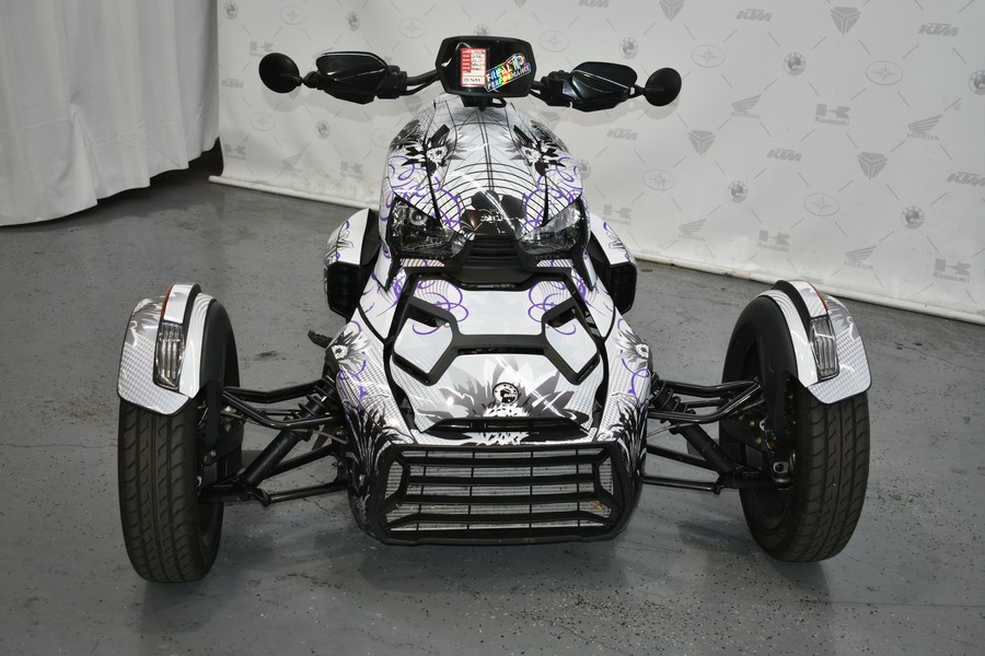 2020 Can-Am™ Ryker 900 ACET