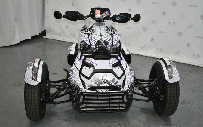 2020 Can-Am™ Ryker 900 ACET