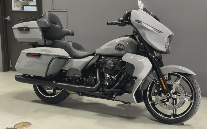 FLHXU 2025 Street Glide® Ultra