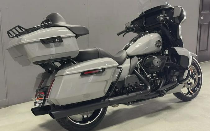 FLHXU 2025 Street Glide® Ultra