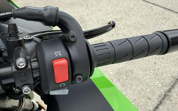 2024 Kawasaki Ninja® ZX™-14R 40th Anniversary Edition ABS