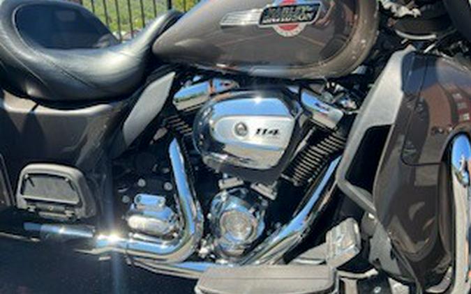 2023 Harley-Davidson® Tri Glide® Ultra FLHTCUTG
