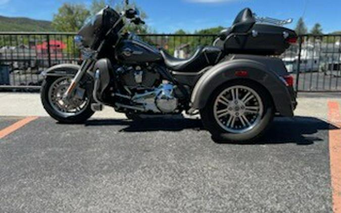 2023 Harley-Davidson® Tri Glide® Ultra FLHTCUTG