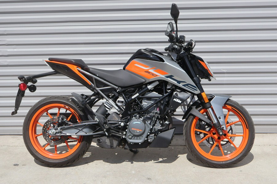 2023 KTM KTM Duke 200