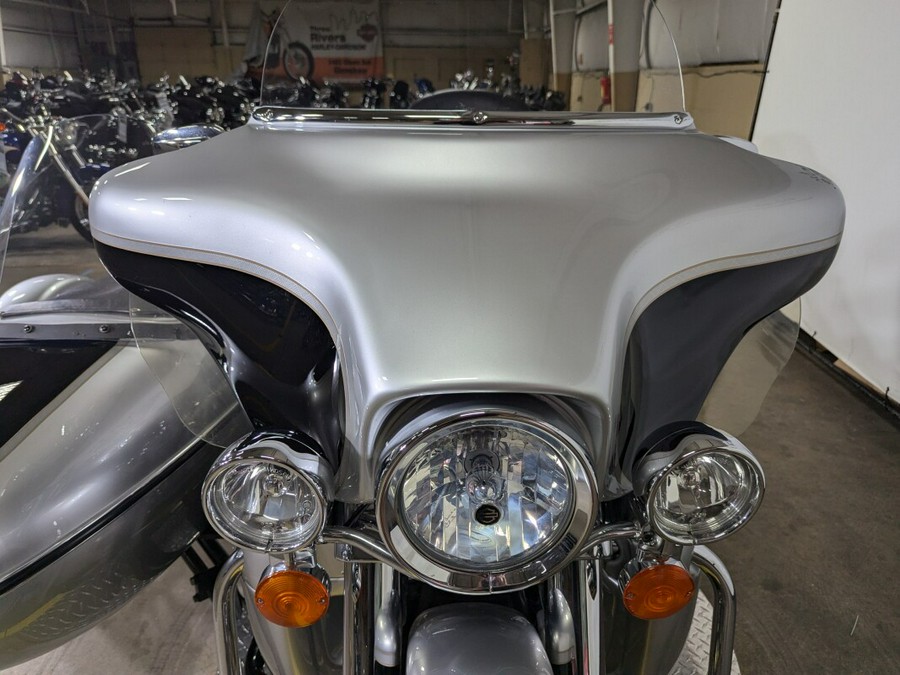 2003 Harley-Davidson Electra Glide® Ultra Classic® w/H-D Sidecar