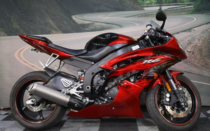 2011 Yamaha YZF-R6 Candy Red/Raven