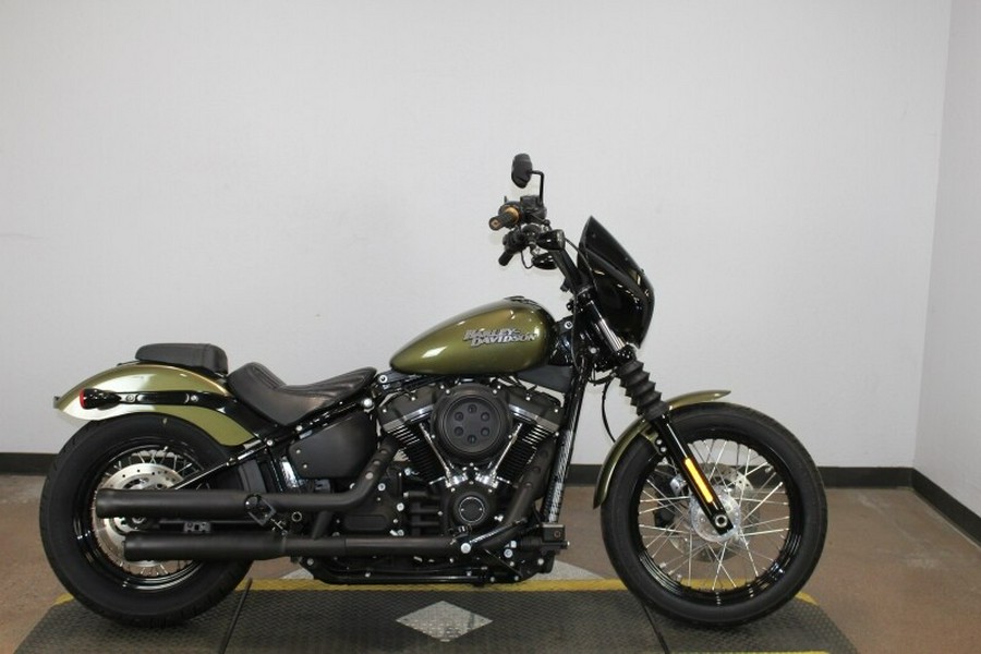 Harley-Davidson Street Bob 2018 FXBB 077122T OLIVE GOLD W/PINSTRIPE