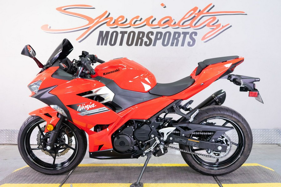 2021 Kawasaki Ninja 400