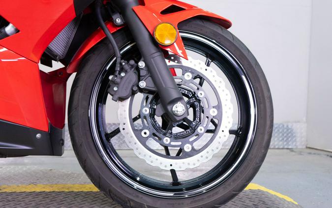2021 Kawasaki Ninja 400