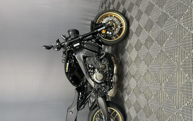 2025 YAMAHA XSR 900