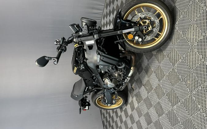 2025 YAMAHA XSR 900