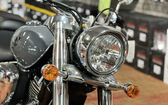 2025 Suzuki Boulevard C50