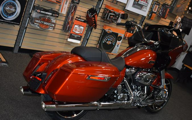 FLTRX 2024 Road Glide™