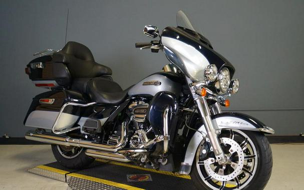 2018 Harley-Davidson® FLHTCU - Electra Glide® Ultra Classic®