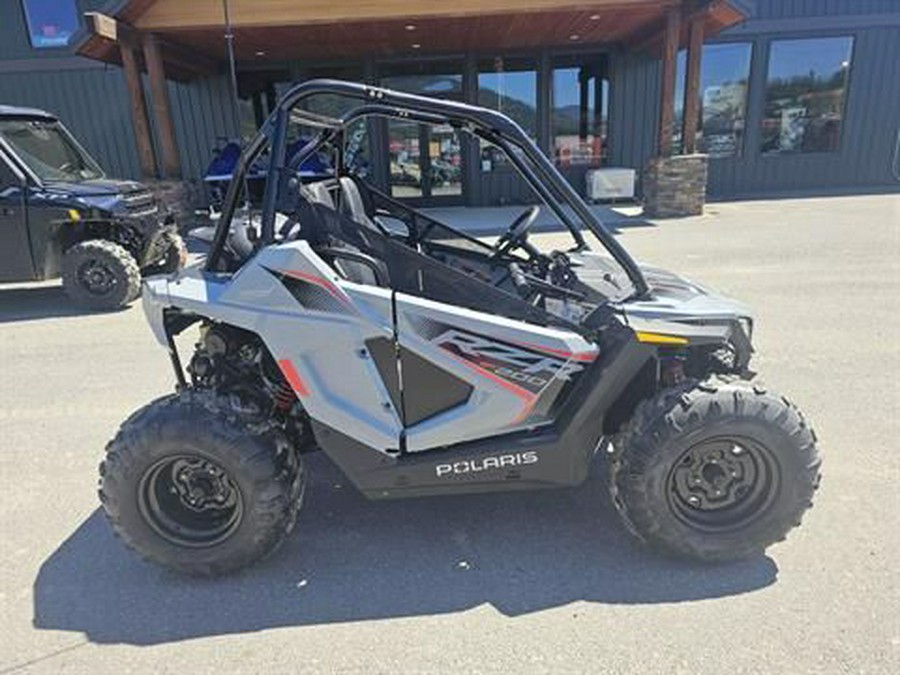 2024 Polaris RZR 200 EFI