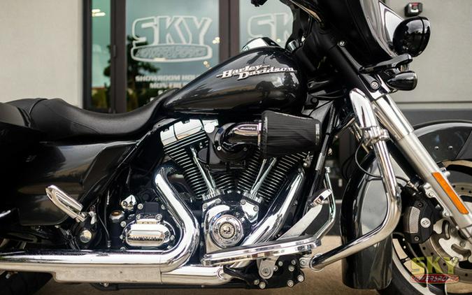 2009 Harley-Davidson Touring FLHX - Street Glide