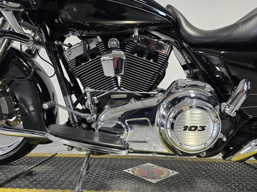 2013 Harley-Davidson® FLTRX103