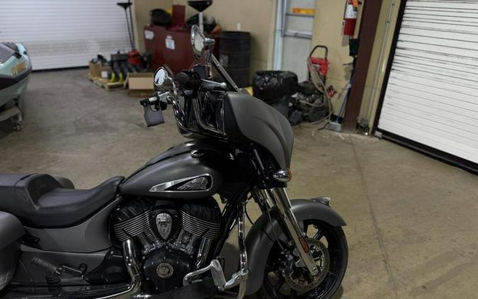 2020 Indian Motorcycle® Chieftain® Titanium Smoke