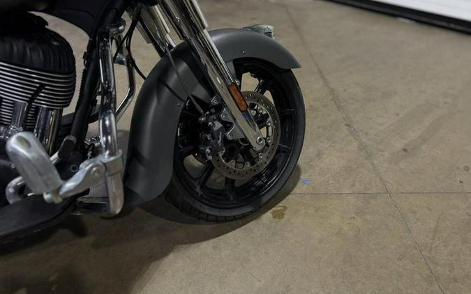 2020 Indian Motorcycle® Chieftain® Titanium Smoke