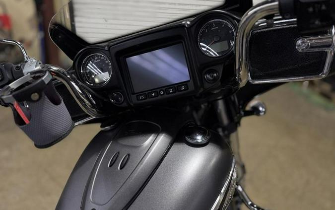 2020 Indian Motorcycle® Chieftain® Titanium Smoke