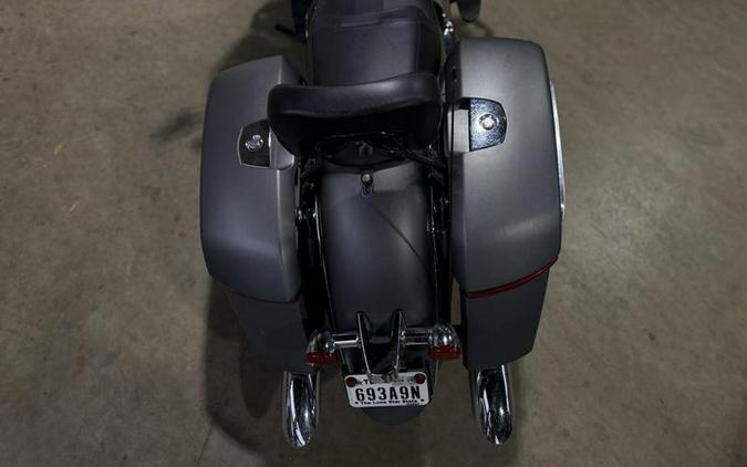 2020 Indian Motorcycle® Chieftain® Titanium Smoke