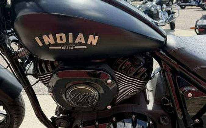 2023 Indian Motorcycle® Sport Chief Black Smoke