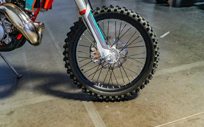 2023 KTM XC 150 W