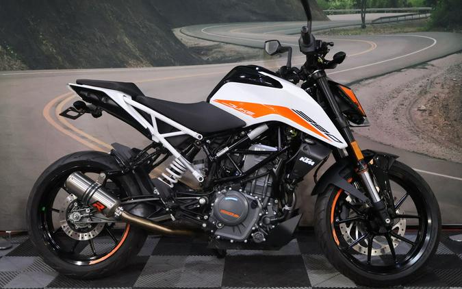 2022 KTM 390 Duke