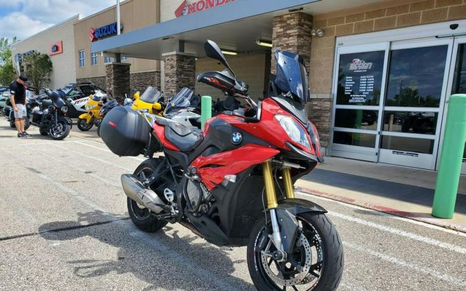 2016 BMW S 1000 XR Premium Racing Red