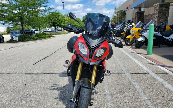 2016 BMW S 1000 XR Premium Racing Red