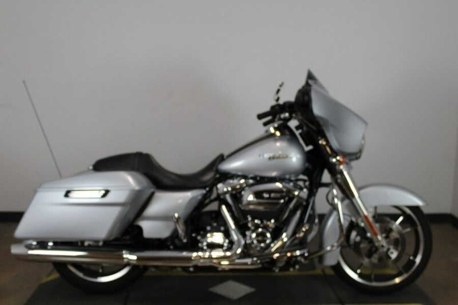 Harley-Davidson Street Glide 2020 FLHX 601429T BARRACUDA SLV