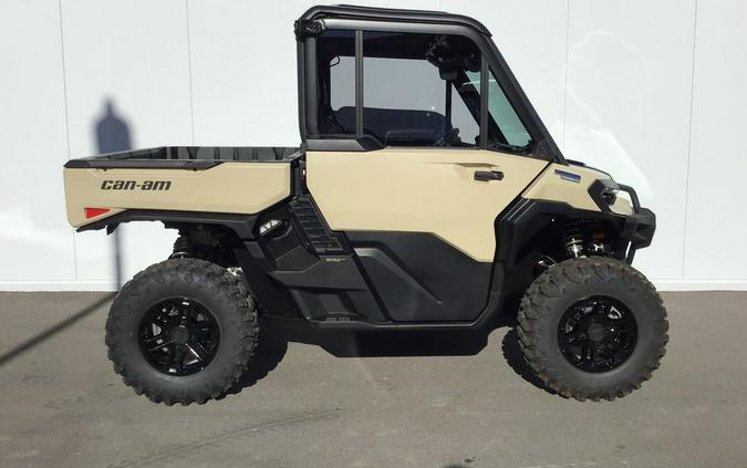 2026 Can-Am® Defender Limited HD11 Desert Tan & Carbon Black