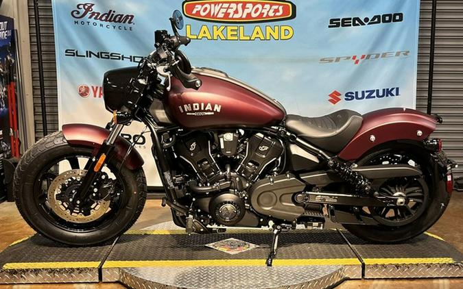2026 Indian Scout Bobber Maroon Metallic Smoke