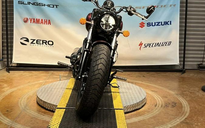 2026 Indian Scout Bobber Maroon Metallic Smoke