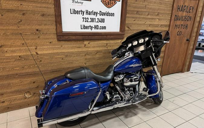 2017 Harley-Davidson® Street Glide® Special Superior Blue FLHXS