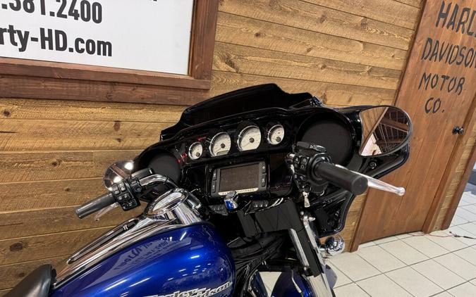 2017 Harley-Davidson® Street Glide® Special Superior Blue FLHXS