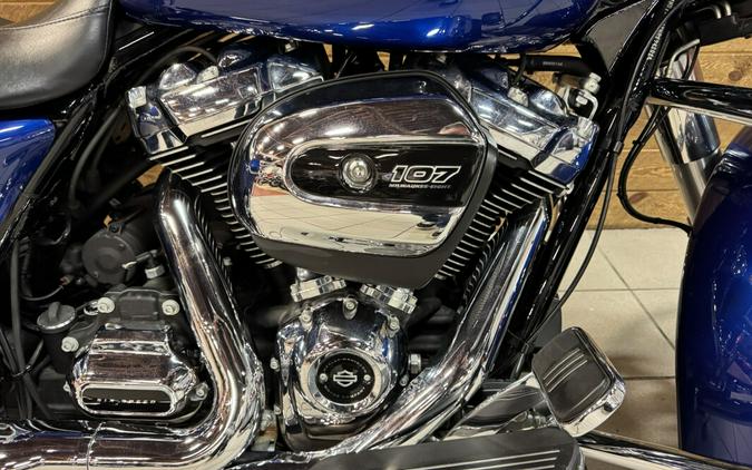 2017 Harley-Davidson® Street Glide® Special Superior Blue FLHXS