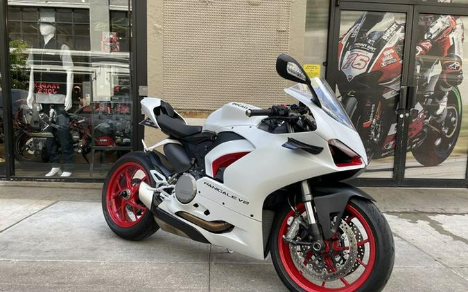 2023 Ducati Panigale V2 White Rosso Livery