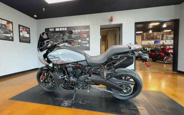 2026 Harley-Davidson® Pan America® 1250 ST Dark Billiard Gray